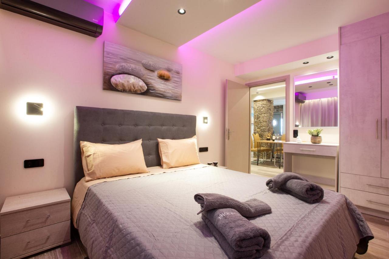 Black Rocks Family, Luxury Seafront Beach Maisonette Ájosz Górdiosz Kültér fotó